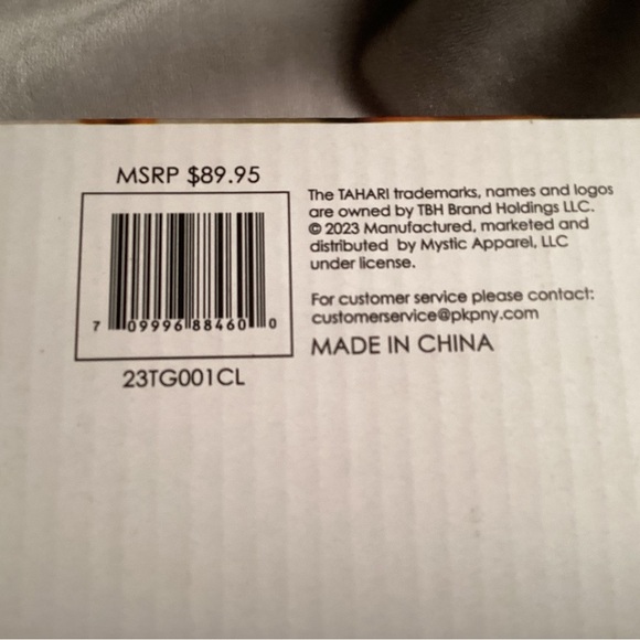 Tahari stemless set of 4 wine glasses. NIB. New in Box - Picture 6 of 7